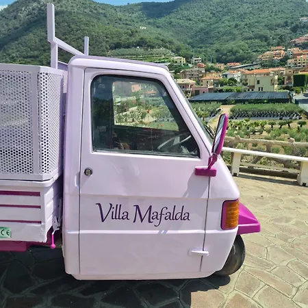 ベッド・アンド・ブレックファスト Mafalda 3*