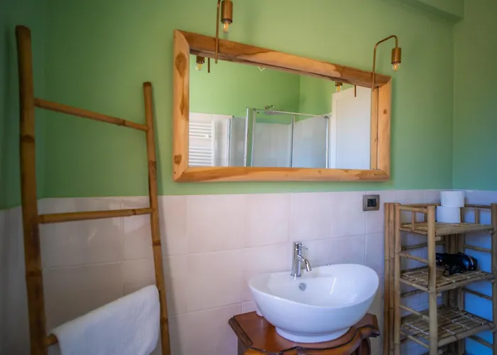 Mafalda לינה וארוחת בוקר פייטרה ליגורה