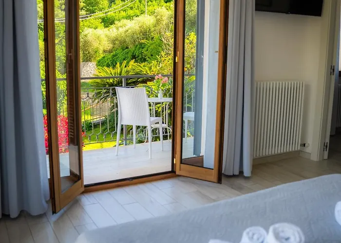 לינה וארוחת בוקר Mafalda 3*